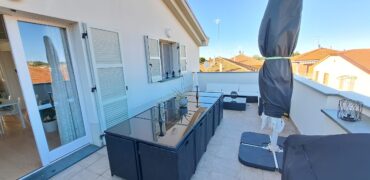 FAVOLOSO ATTICO DI RECENTE COSTRUZIONE