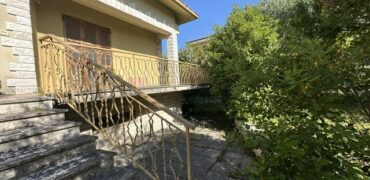 CASA SINGOLA CON GIARDINO A MORRO D’ALBA